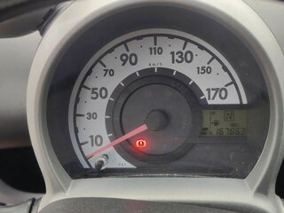 2009 Peugeot 107 I Рестайлинг, оранжевый, 350000 рублей, вид 5