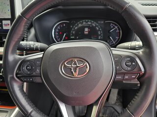 2020 Toyota RAV4 V (XA50), чёрный, 3400000 рублей, вид 5