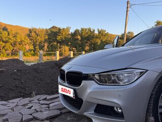 2015 BMW 3 серии 320i xDrive VI (F3x), серебристый, 2100000 рублей, вид 3