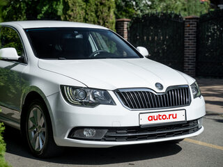 2013 Skoda Superb DSG II Рестайлинг, белый, 1600000 рублей, вид 5