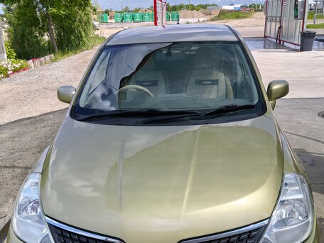2005 Nissan Tiida I, золотистый, 460000 рублей, вид 2