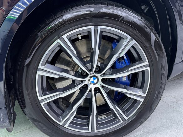 2019 BMW X5 30d IV (G05/G18), чёрный, 5800000 рублей - вид 13