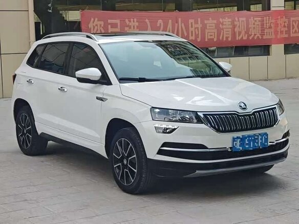 2022 Skoda Karoq I Рестайлинг, белый - вид 4