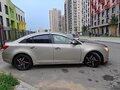 2010 Chevrolet Cruze I, бежевый, 540000 рублей - вид 4