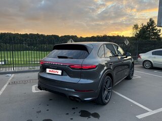 2018 Porsche Cayenne S III, серый, 6100000 рублей, вид 4