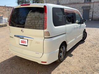 2006 Nissan Serena III (C25), белый, 1300000 рублей, вид 4