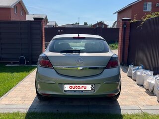 2009 Opel Astra GTC H Рестайлинг, серебристый, 630000 рублей, вид 4