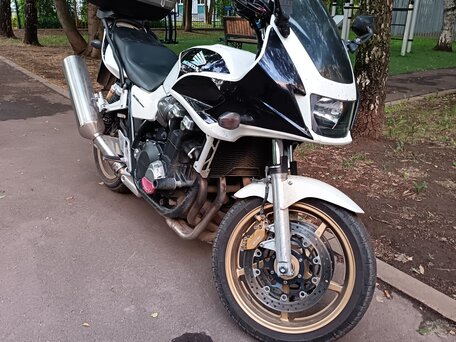 2009 Honda CB 1300, белый, 650000 рублей, вид 1