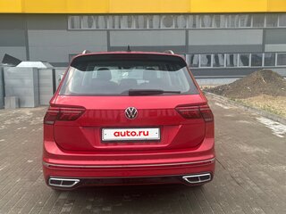 2021 Volkswagen Tiguan L II Рестайлинг (China Market), красный, 3300000 рублей, вид 5