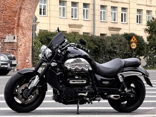 2011 Triumph Rocket III, чёрный, 800000 рублей, вид 5