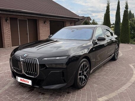 2024 BMW 7 серии 740i xDrive VII (G70), чёрный, 13350000 рублей, вид 1