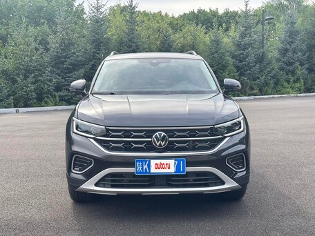 2023 Volkswagen Tayron I Рестайлинг, серый, 1990000 рублей, вид 1