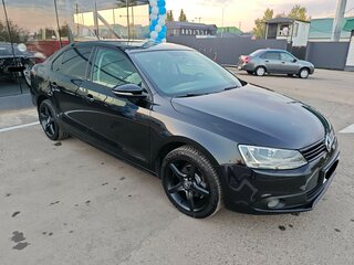 2013 Volkswagen Jetta VI, чёрный, 1240000 рублей, вид 4