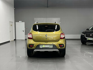 2017 Renault Sandero Stepway II, золотистый, 1240000 рублей, вид 4