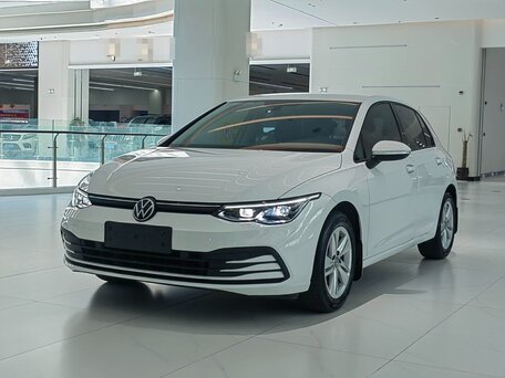 Volkswagen Golf VIII