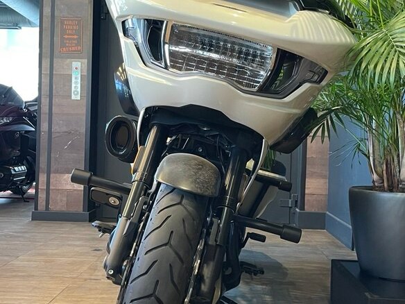 2024 Harley-Davidson CVO Road Glide ST, белый, 4900000 рублей - вид 23