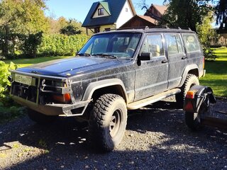 1988 Jeep Cherokee II (XJ), чёрный, 700000 рублей, вид 1