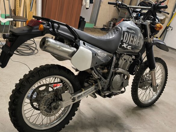 2007 Suzuki Djebel 250, серый, 320000 рублей