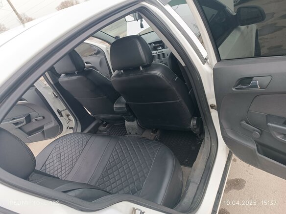 2013 Opel Astra H Рестайлинг, белый, 700000 рублей - вид 15