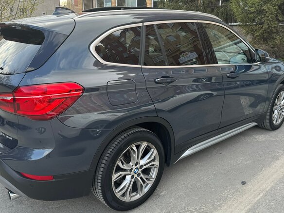 2018 BMW X1 25i xDrive II (F48), серый, 2790000 рублей - вид 2