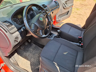 2012 Skoda Fabia II Рестайлинг, красный, 680000 рублей, вид 3