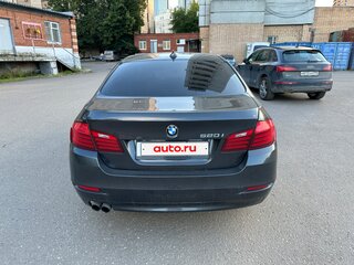 2013 BMW 5 серии 520i VI (F10/F11/F07) Рестайлинг, серый, 1410000 рублей, вид 4