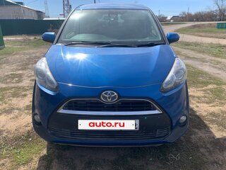 2017 Toyota Sienta II, синий, 1150000 рублей, вид 2