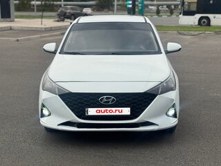 2020 Hyundai Solaris II Рестайлинг, белый, 967000 рублей, вид 4