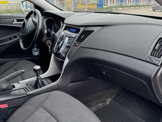 2012 Hyundai Sonata VI (YF), серый, 1150000 рублей, вид 3