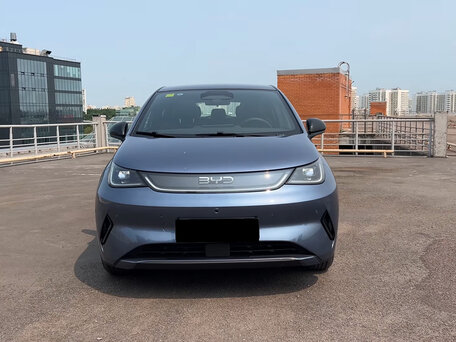 2026 BYD Dolphin 45.12 kWh I Рестайлинг, голубой, 1710222 рублей, вид 2