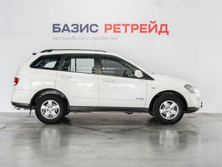 2012 SsangYong Kyron I Рестайлинг, белый, 799000 рублей, вид 4