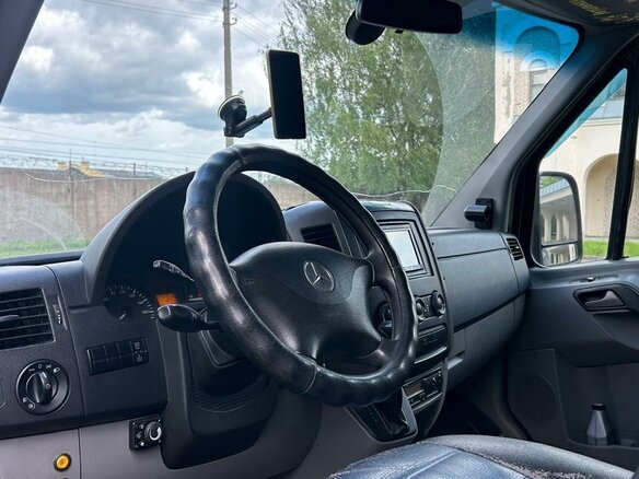 2013 Mercedes-Benz Sprinter, чёрный, 3500000 рублей - вид 7
