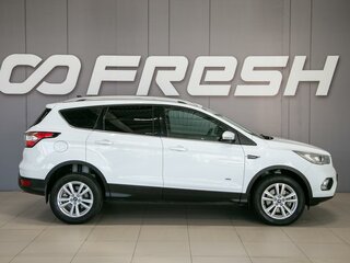 2018 Ford Kuga II Рестайлинг, белый, 1780000 рублей, вид 4