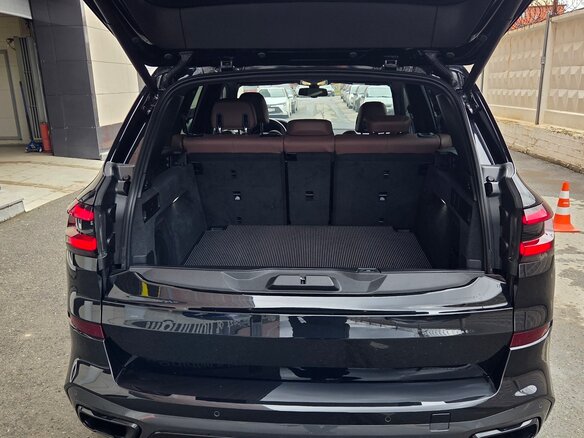 2022 BMW X5 40i IV (G05/G18), чёрный, 10810000 рублей - вид 21