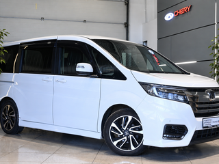 2020 Honda Stepwgn Spada V Рестайлинг, белый, 2295000 рублей, вид 1