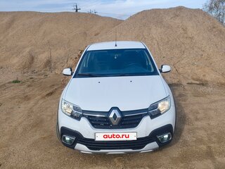 2020 Renault Logan Stepway II Рестайлинг, белый, 690000 рублей, вид 2
