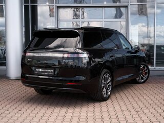 2026 Lynk & Co 900, оранжевый, 9299900 рублей, вид 3