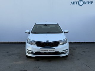 2015 Kia Rio III Рестайлинг, белый, 1090000 рублей, вид 2