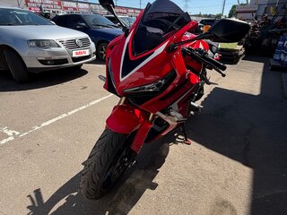 2020 Honda CBR 650R, красный, 1000000 рублей, вид 1