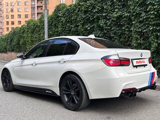 2017 BMW 3 серии 320i xDrive VI (F3x) Рестайлинг, белый, 2050000 рублей, вид 5