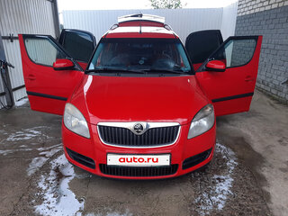 2010 Skoda Roomster I, красный, 465000 рублей, вид 2