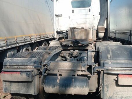 2023 Mercedes-Benz Actros, белый, 7748000 рублей, вид 3