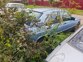 1990 Mercedes-Benz 190 (W201), синий, 250000 рублей, вид 4
