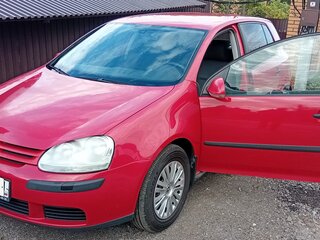 2005 Volkswagen Golf V, красный, 470000 рублей, вид 1