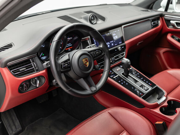 2022 Porsche Macan GTS I Рестайлинг 2, белый, 8790000 рублей - вид 10