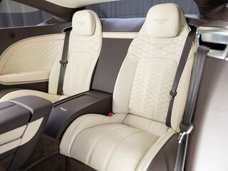 2025 Bentley Continental GT Speed IV, белый, 57070200 рублей, вид 4