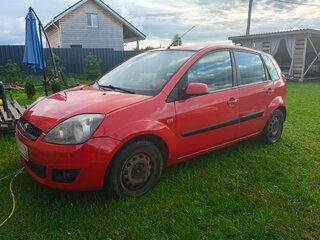 2007 Ford Fiesta Mk5, красный, 260000 рублей, вид 1