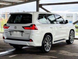 2015 Lexus LX 450d III Рестайлинг 2, белый, 9200000 рублей, вид 3