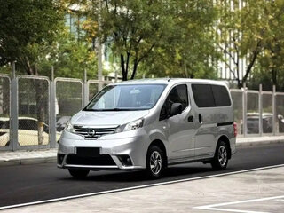2016 Nissan NV200, серебристый, 1099100 рублей, вид 1