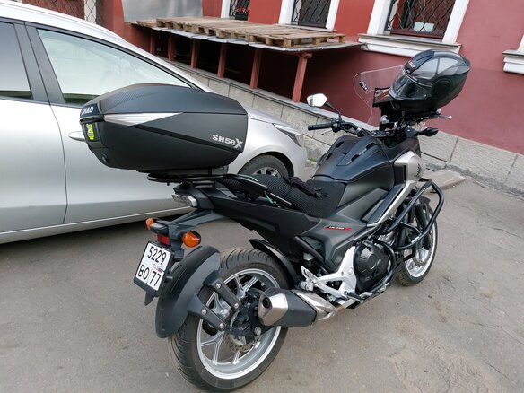 2016 Honda NC 750X, чёрный - вид 2